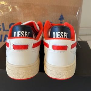 Size 11 me diesel sneakers